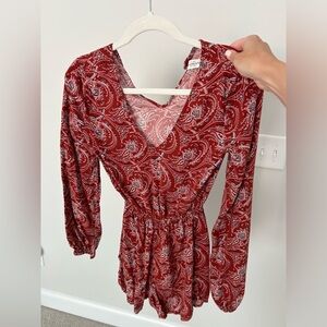 Abercrombie long sleeve romper. Vneck